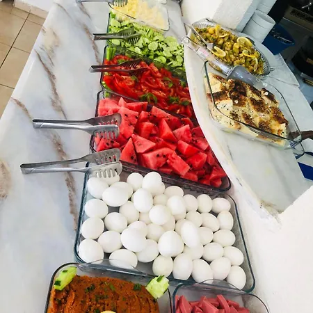 ホテル Avsa Marina